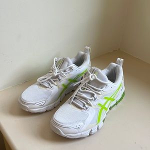 NWT Asics Sneakers